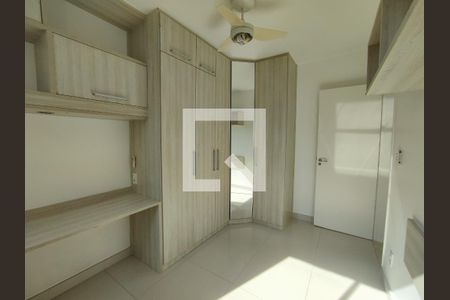 Quarto 1 de apartamento para alugar com 3 quartos, 74m² em Taquara, Rio de Janeiro