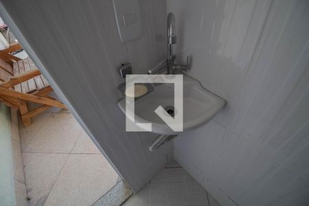 Casa à venda com 400m², 4 quartos e 2 vagas Casa à venda com 400m², 4 quartos e 2 vagasBanheiro - Área Externa