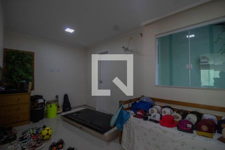 Casa à venda com 400m², 4 quartos e 2 vagas Casa à venda com 400m², 4 quartos e 2 vagasQuarto 4
