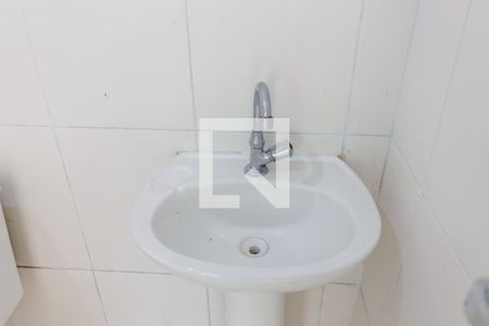 Banheiro de apartamento para alugar com 1 quarto, 35m² em Vila Mazzei, São Paulo