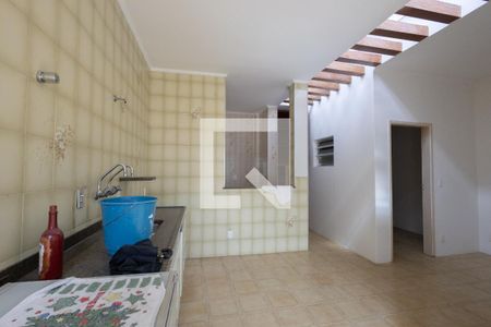 Casa à venda com 189m², 2 quartos e 1 vaga Casa à venda com 189m², 2 quartos e 1 vagaCozinha