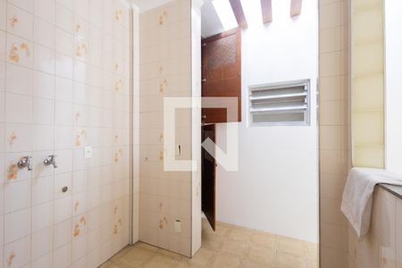 Casa à venda com 189m², 2 quartos e 1 vaga Casa à venda com 189m², 2 quartos e 1 vagaÁrea de Serviço