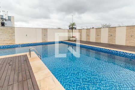 Apartamento à venda com 90m², 3 quartos e 2 vagas Apartamento à venda com 90m², 3 quartos e 2 vagasÁrea comum - Piscina