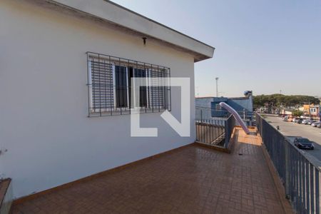 Casa à venda com 205m², 3 quartos e 5 vagasVaranda