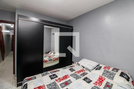 Casa à venda com 140m², 3 quartos e 2 vagas Casa à venda com 140m², 3 quartos e 2 vagasQuarto 2