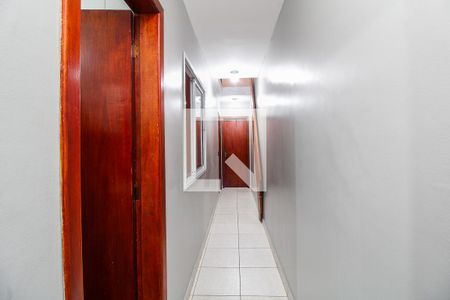 Casa à venda com 140m², 3 quartos e 2 vagas Casa à venda com 140m², 3 quartos e 2 vagasCorredor