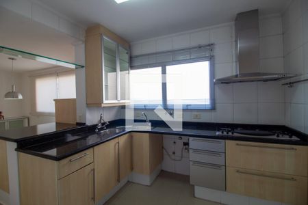 Apartamento à venda com 213m², 3 quartos e 4 vagas Apartamento à venda com 213m², 3 quartos e 4 vagasCozinha