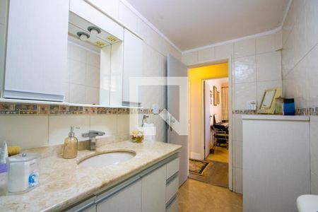 Apartamento para alugar com 173m², 3 quartos e 1 vaga Apartamento para alugar com 173m², 3 quartos e 1 vagaBanheiro social 1