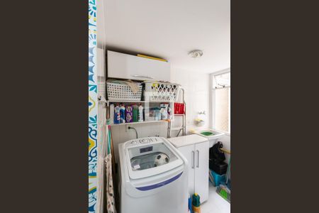 Apartamento à venda com 72m², 2 quartos e 1 vaga Área de Serviço