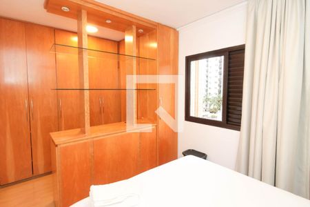 Apartamento à venda com 103m², 3 quartos e 2 vagas Apartamento à venda com 103m², 3 quartos e 2 vagasSuíte