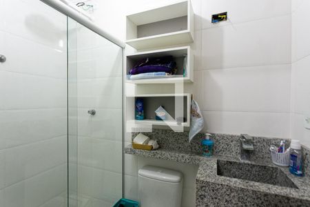 Casa à venda com 170m², 4 quartos e 2 vagasBanheiro da Suíte 2