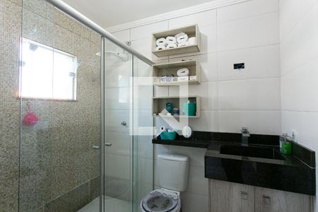 Casa à venda com 170m², 4 quartos e 2 vagasBanheiro da Suíte 1