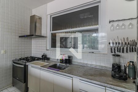 Casa de condomínio à venda com 178m², 3 quartos e 2 vagas Casa de condomínio à venda com 178m², 3 quartos e 2 vagasCozinha