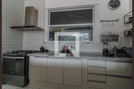 Casa de condomínio à venda com 178m², 3 quartos e 2 vagas Casa de condomínio à venda com 178m², 3 quartos e 2 vagasCozinha