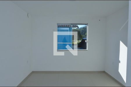 Casa de condomínio à venda com 160m², 4 quartos e 2 vagas Casa de condomínio à venda com 160m², 4 quartos e 2 vagasQuarto 3