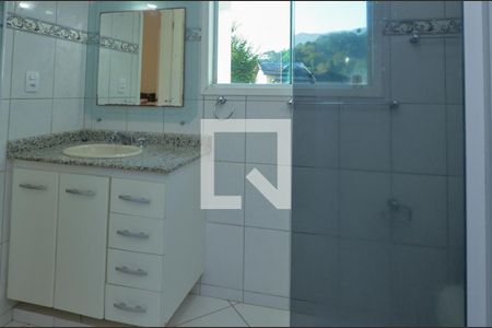 Casa de condomínio à venda com 160m², 6 quartos e 2 vagas Casa de condomínio à venda com 160m², 6 quartos e 2 vagasBanheiro da Suíte