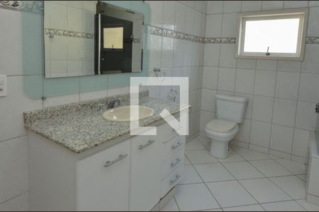 Casa de condomínio à venda com 160m², 6 quartos e 2 vagas Casa de condomínio à venda com 160m², 6 quartos e 2 vagasBanheiro 2