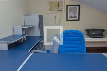 Casa de condomínio à venda com 160m², 6 quartos e 2 vagas Casa de condomínio à venda com 160m², 6 quartos e 2 vagas Sótão - quarto 1