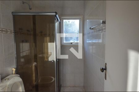 Casa de condomínio à venda com 160m², 6 quartos e 2 vagas Casa de condomínio à venda com 160m², 6 quartos e 2 vagasBanheiro 3