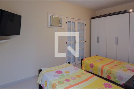 Casa de condomínio à venda com 160m², 6 quartos e 2 vagas Casa de condomínio à venda com 160m², 6 quartos e 2 vagasQuarto 3