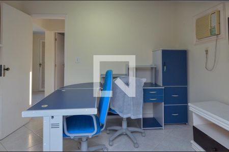 Casa de condomínio à venda com 160m², 6 quartos e 2 vagas Casa de condomínio à venda com 160m², 6 quartos e 2 vagas Sótão - quarto 1