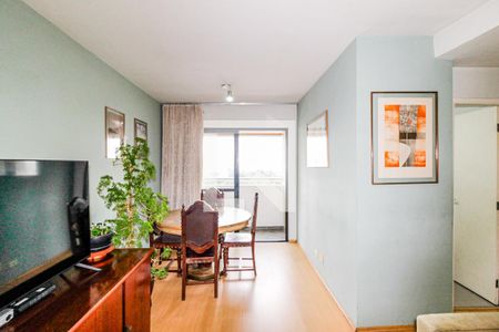 Sala de apartamento para alugar com 2 quartos, 60m² em Santo Amaro, São Paulo