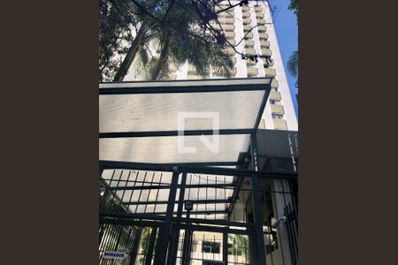Apartamento para alugar com 180m², 4 quartos e 2 vagas Apartamento para alugar com 180m², 4 quartos e 2 vagasFachada