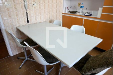 Apartamento para alugar com 180m², 4 quartos e 2 vagas Apartamento para alugar com 180m², 4 quartos e 2 vagasCozinha