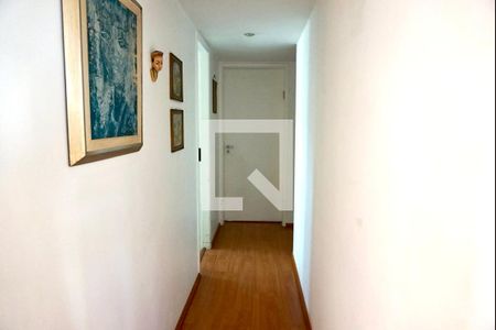 Apartamento para alugar com 180m², 4 quartos e 2 vagas Apartamento para alugar com 180m², 4 quartos e 2 vagasCorredor