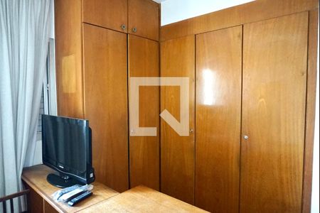 Apartamento para alugar com 180m², 4 quartos e 2 vagas Apartamento para alugar com 180m², 4 quartos e 2 vagasSuite
