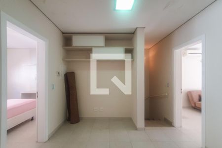 Casa para alugar com 219m², 4 quartos e 4 vagasHall Quartos