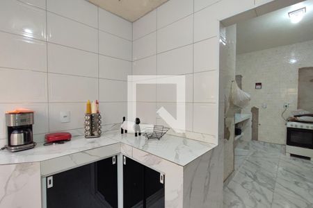 Casa à venda com 330m², 4 quartos e 1 vagaCozinha e Copa