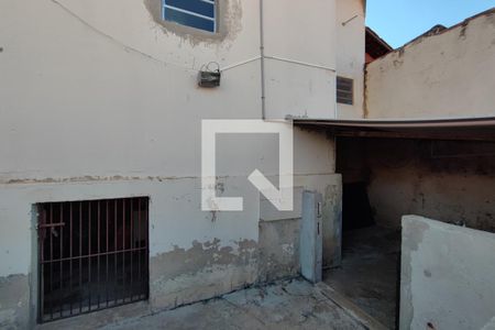 Casa à venda com 330m², 4 quartos e 1 vagaQuintal