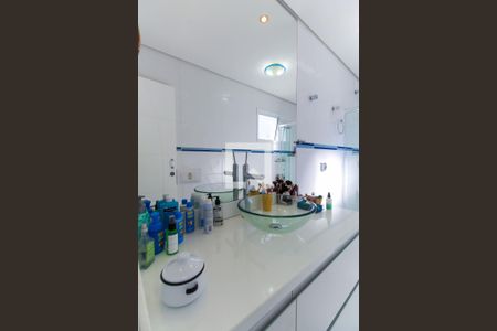 Casa à venda com 300m², 4 quartos e 4 vagas Casa à venda com 300m², 4 quartos e 4 vagasBanheiro da Suíte 1