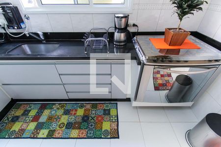 Casa à venda com 300m², 4 quartos e 4 vagas Casa à venda com 300m², 4 quartos e 4 vagasCozinha