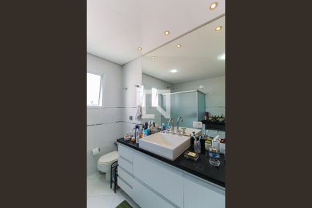 Casa à venda com 300m², 4 quartos e 4 vagas Casa à venda com 300m², 4 quartos e 4 vagasBanheiro da Suíte 3