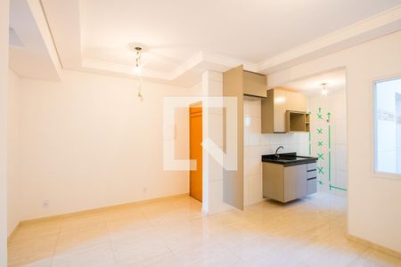 Sala de apartamento para alugar com 2 quartos, 50m² em Jardim Bela Vista, Santo André