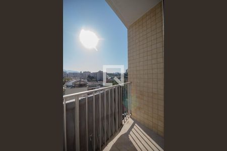 Apartamento à venda com 65m², 2 quartos e 1 vaga Apartamento à venda com 65m², 2 quartos e 1 vagaVaranda do Quarto 2