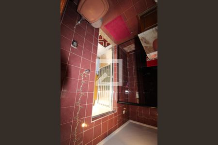 Casa à venda com 175m², 4 quartos e 1 vagaSuite - Banheiro