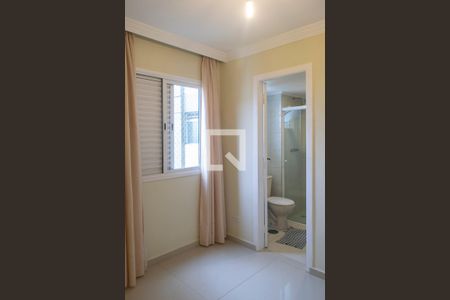 Apartamento à venda com 240m², 4 quartos e 3 vagas Apartamento à venda com 240m², 4 quartos e 3 vagasQuarto 4