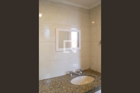 Apartamento à venda com 240m², 4 quartos e 3 vagas Apartamento à venda com 240m², 4 quartos e 3 vagasBanheiro Quarto 4