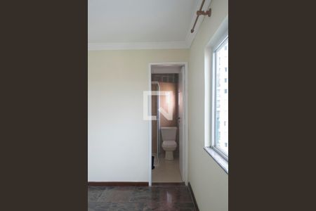 Apartamento à venda com 240m², 4 quartos e 3 vagas Apartamento à venda com 240m², 4 quartos e 3 vagasQuarto 3