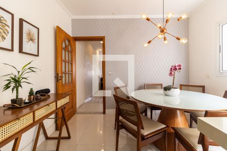 Casa à venda com 149m², 3 quartos e 2 vagas Casa à venda com 149m², 3 quartos e 2 vagasCozinha