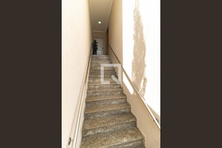 Casa à venda com 149m², 3 quartos e 2 vagas Casa à venda com 149m², 3 quartos e 2 vagasCorredor Lateral