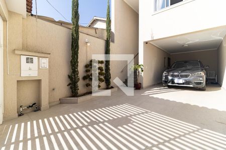 Casa à venda com 149m², 3 quartos e 2 vagas Casa à venda com 149m², 3 quartos e 2 vagasGaragem