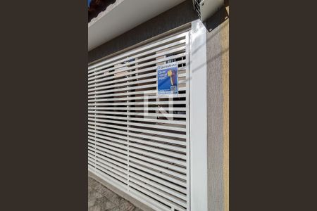 Casa à venda com 149m², 3 quartos e 2 vagas Casa à venda com 149m², 3 quartos e 2 vagasFachada