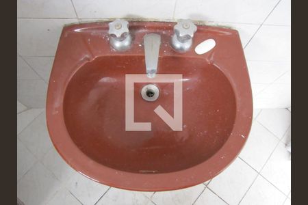 Casa para alugar com 70m², 2 quartos e 1 vagaBanheiro