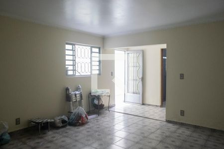 Casa à venda com 297m², 4 quartos e 3 vagas Casa à venda com 297m², 4 quartos e 3 vagasSala edicula