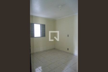 Casa à venda com 297m², 4 quartos e 3 vagas Casa à venda com 297m², 4 quartos e 3 vagasQuarto 2 edicula