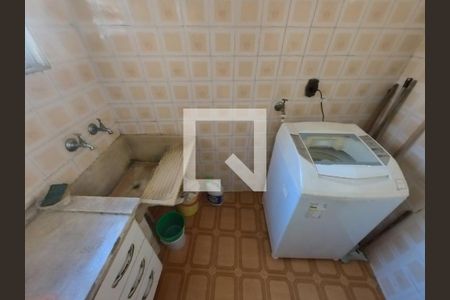 Casa à venda com 179m², 2 quartos e 1 vaga Casa à venda com 179m², 2 quartos e 1 vagaÁrea de Serviço
